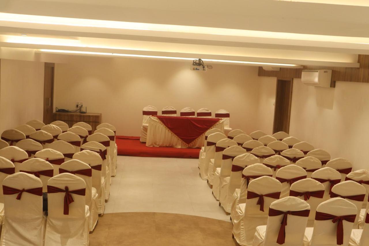 Hotel Grand Ecotel, Aurangabad Zewnętrze zdjęcie
