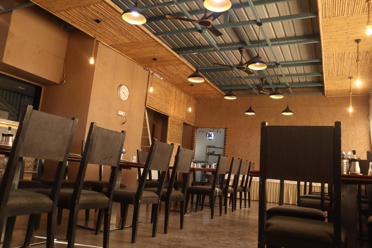 Hotel Grand Ecotel, Aurangabad Zewnętrze zdjęcie
