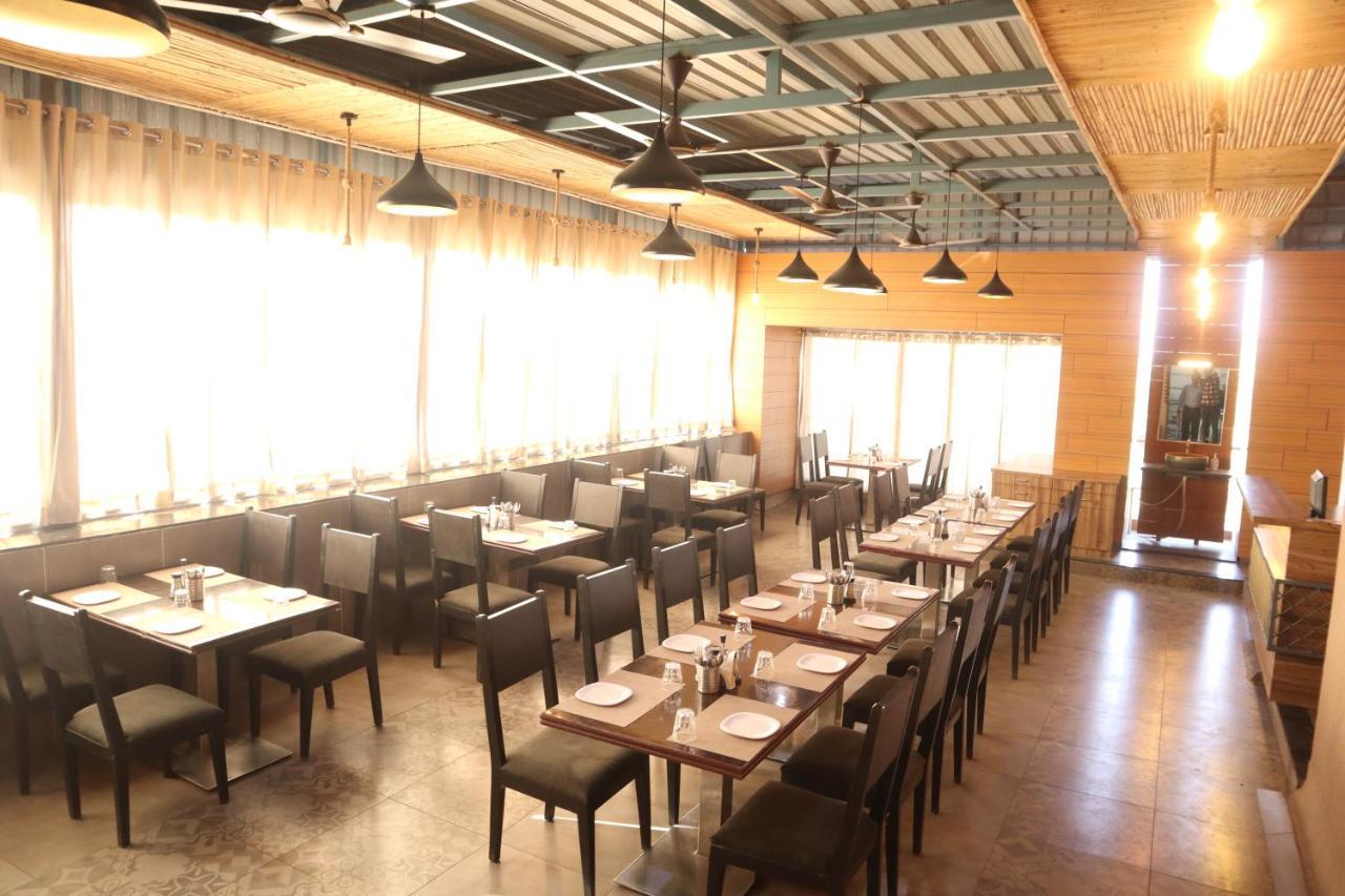 Hotel Grand Ecotel, Aurangabad Zewnętrze zdjęcie